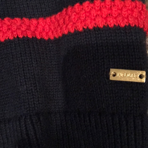 Tommy Hilfiger knit sweater - Picture 3 of 3